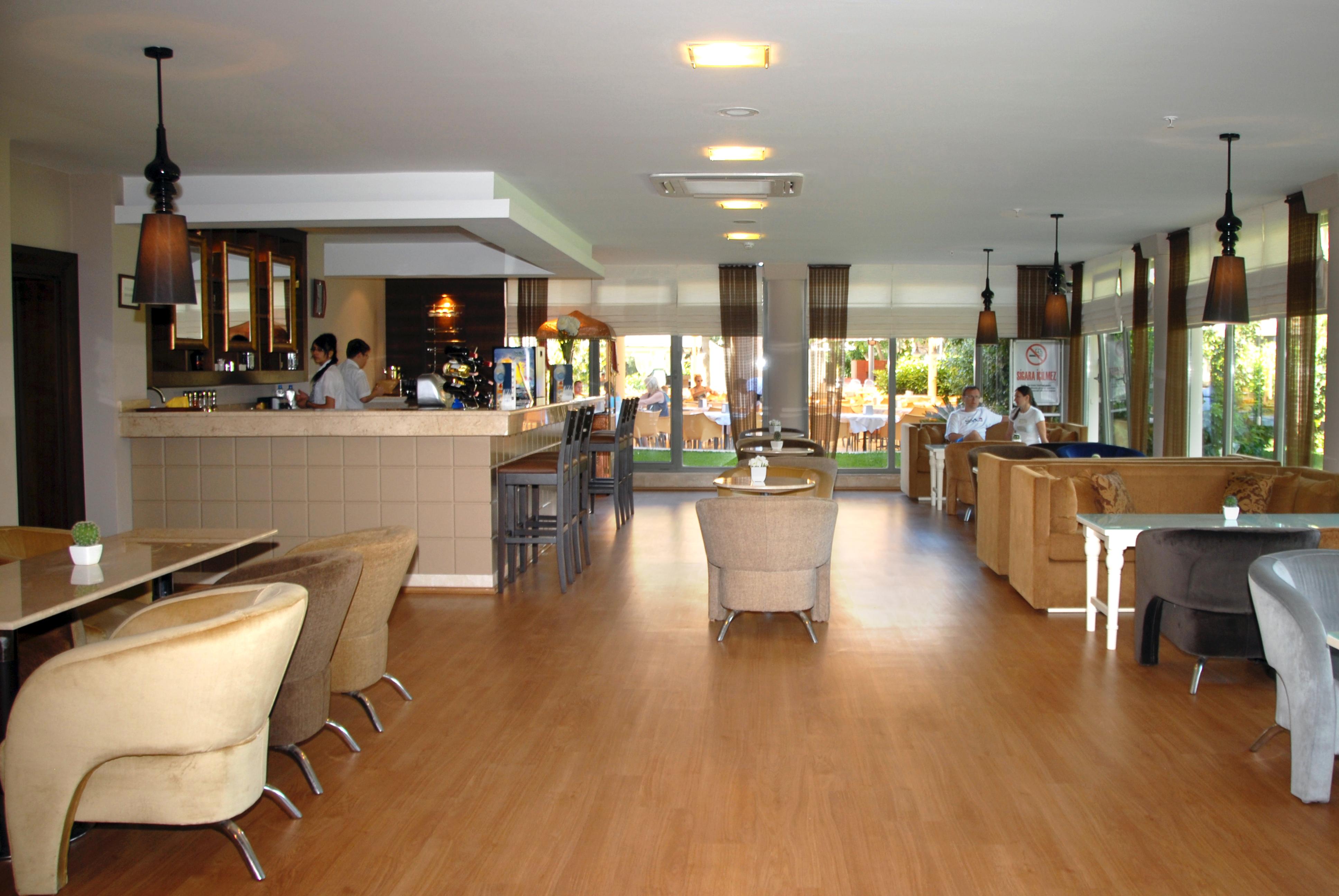 Palmeras Beach Hotel Ultra All Inclusive โคนัคคลึ ภายนอก รูปภาพ